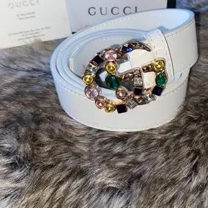 Gucci emblem white leather belt White Wide Leather Belt With Double G Buckle | GUCCI® US main image 4
